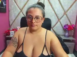 Cam4 Live Sex of Sara_Thonson_
