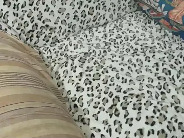 Cam4 Private Sex Chat of SquirtyEleanor