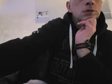 Cam4 Watch Live Sex Cams of chavarez1981