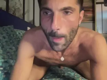 Cam4 Best live sex cam show of KiinkyBtm