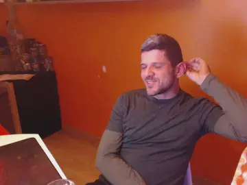 Cam4 Watch Live Sex Cams of SneakerDirty