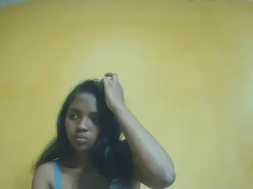 Cam4 Live Sex of aliah_xxx