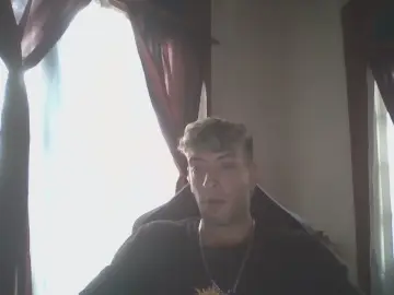 Cam4 Live Sex of alpalo42023