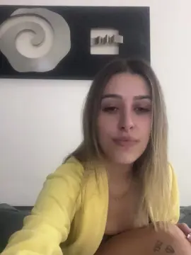 Cam4 Nude Webcam of goldenmamis