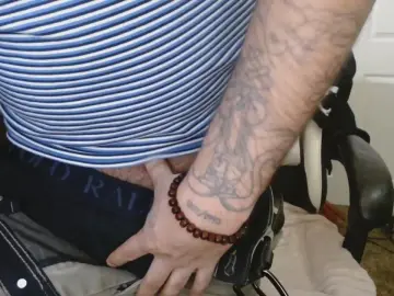 Cam4 Private Sex Chat of hellojerermy