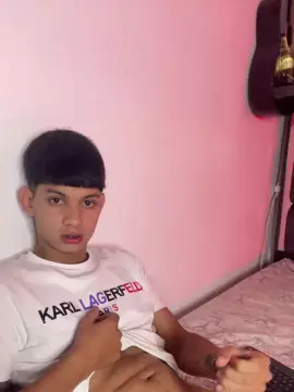 Cam4 Sex Chat of naughty_daniel