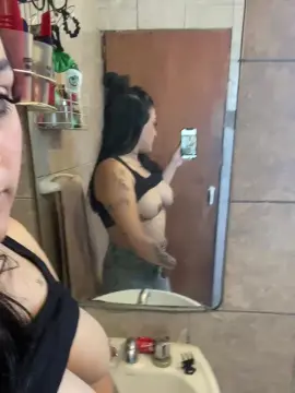 Cam4 Watch Live Sex Cams of yasminn5