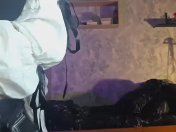 Cam4 Adult Webcam of CandraDeignan