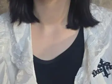 CandraDeignan from cam4