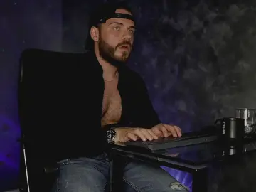 Cam4 Nude Webcam of juliusmasters