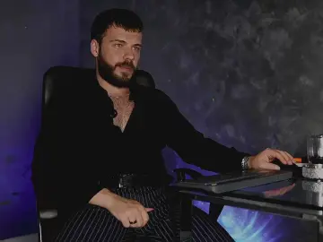 Cam4 Free Porn Cam of juliusmasters