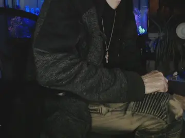 Cam4 Sex Cam of Latinlover513