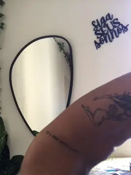 Cam4 Adult Webcam of elvisnaomorreu