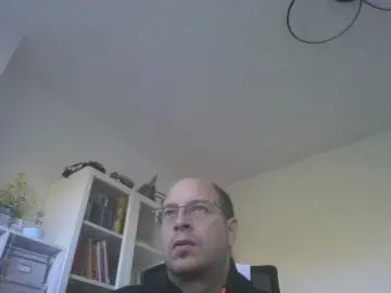 Cam4 Live Sex Cam of slavevienna1