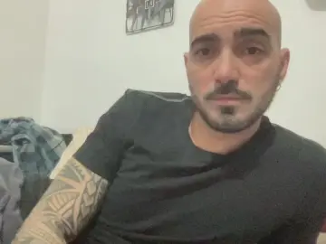 Cam4 Adult Video Chat of alessandromori9