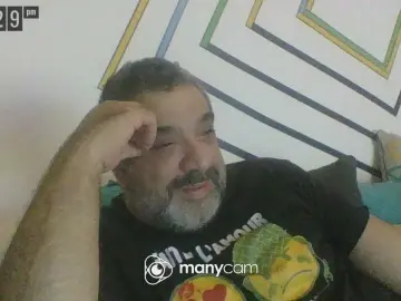 Cam4 Free Porn Cam of benenzo