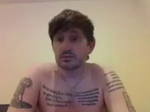 Cam4 Free Porn Cam of picassosparrot3