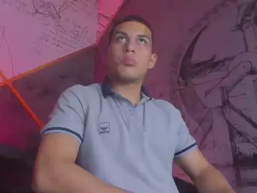 Cam4 Live Sex of Adan_Saenz