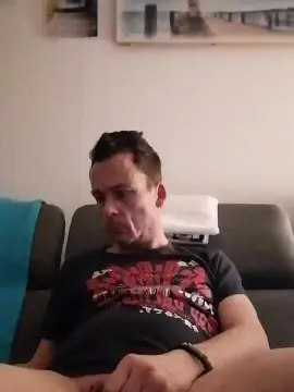 Cam4 Live Porn of larswars1983