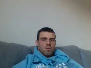 Cam4 Live Sex of Kerzo2900