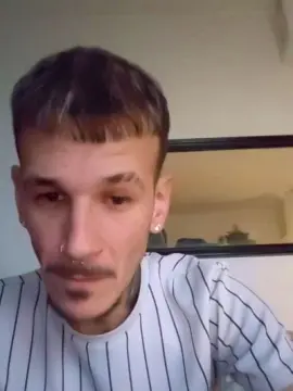 Cam4 Nude Webcam of Elnene1995