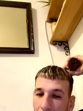 Cam4 Watch Live Sex Cams of Elnene1995