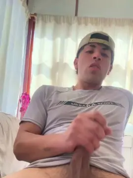 Cam4 Live Porn of Facuviggr