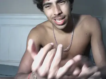 Cam4 Free Live Porn of jvcezar