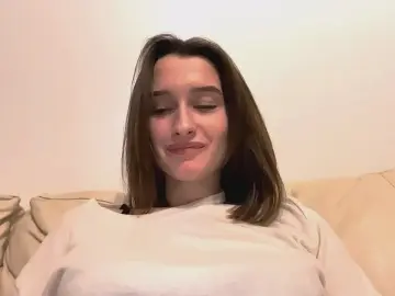 Cam4 Nude Webcam of BrittEndris