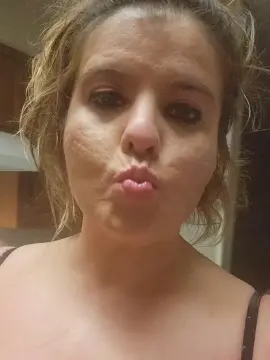 Cam4 Live Porn of meganpax43