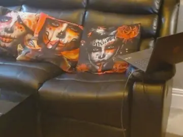 Cam4 Free Live Porn of Sassy_louise