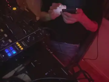 Cam4 Free Live Porn of Loccco69