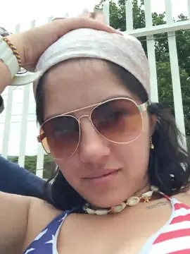 Cam4 Free Porn Cam of Masbandida553