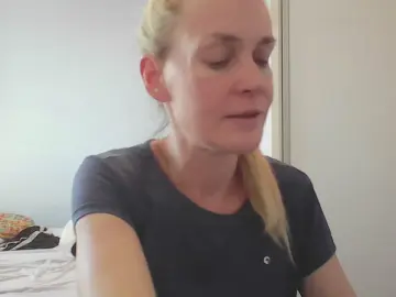 Cam4 Live Porn of CrazyAnny1