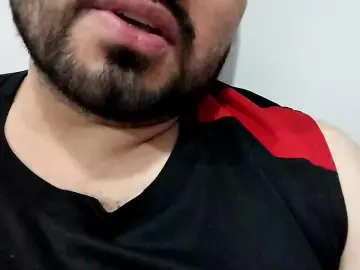 Cam4 Private Sex Chat of MachoCabron08