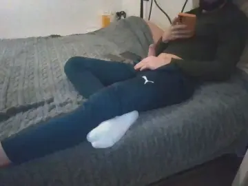 Cam4 Live Porn of naturist_XL