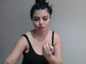 Cam4 Private Sex Chat of Issabella18