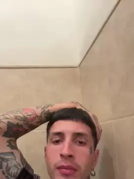 Cam4 Live Sex Cam of FantiFroil