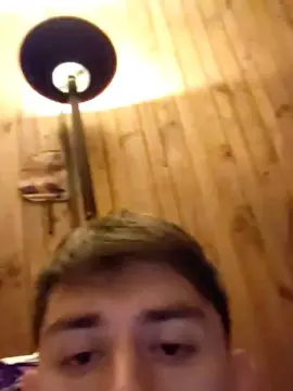 Cam4 Live Sex Cam of andr8888_hot