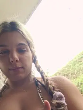 Cam4 Free Live Porn of LizzieBlack