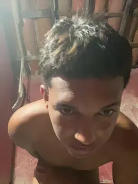 Cam4 Live Sex Cam of Pauzudo18vini