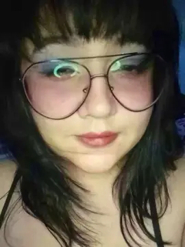 Bruxa_Oichi from cam4