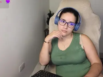 Cam4 Watch Live Sex Cams of blue_moon_