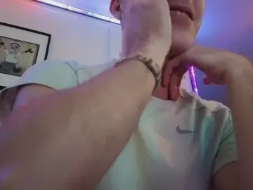 Cam4 Sex Cam of HuGo4K