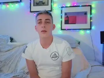 Cam4 Watch Live Sex Cams of HuGo4K