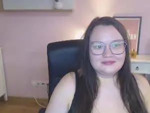 Cam4 Adult Video Chat of NightHolly