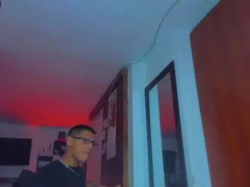 Cam4 Watch Live Sex Cams of John_pmr