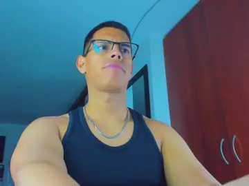 Cam4 Live Sex Cam of John_pmr