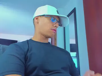 Cam4 Sex Chat of John_pmr