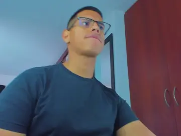 Cam4 Free Porn Cam of John_pmr